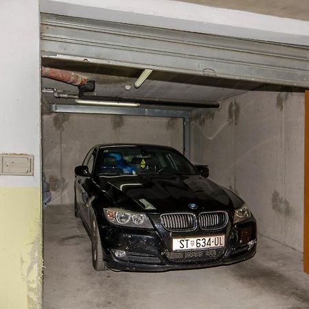 Modern Apartment With Sea View And Secure Garage 斯普利特 外观 照片
